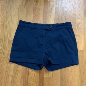 Navy vineyard vines shorts